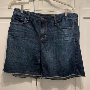 Loft Size 6 Denim Jeans Shorts 7 inch Inseam Rough Edge